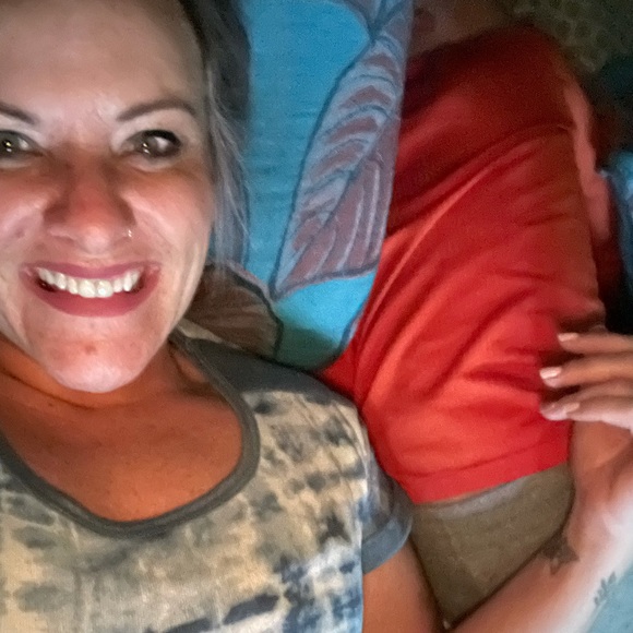 Meet your Posher, Elizabeth - Picture 1 of 1